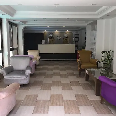 Tropic Marina מלון דירות