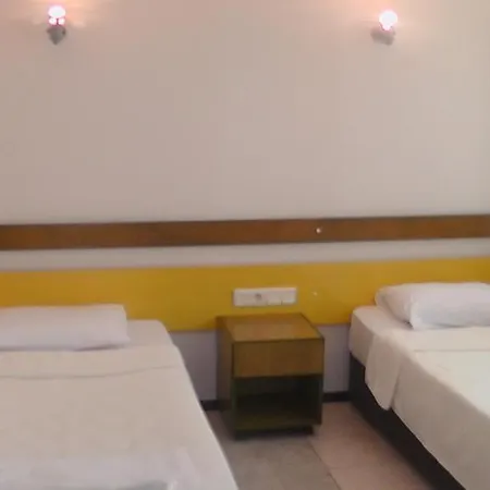 Tropic Marina Apartahotel 2*